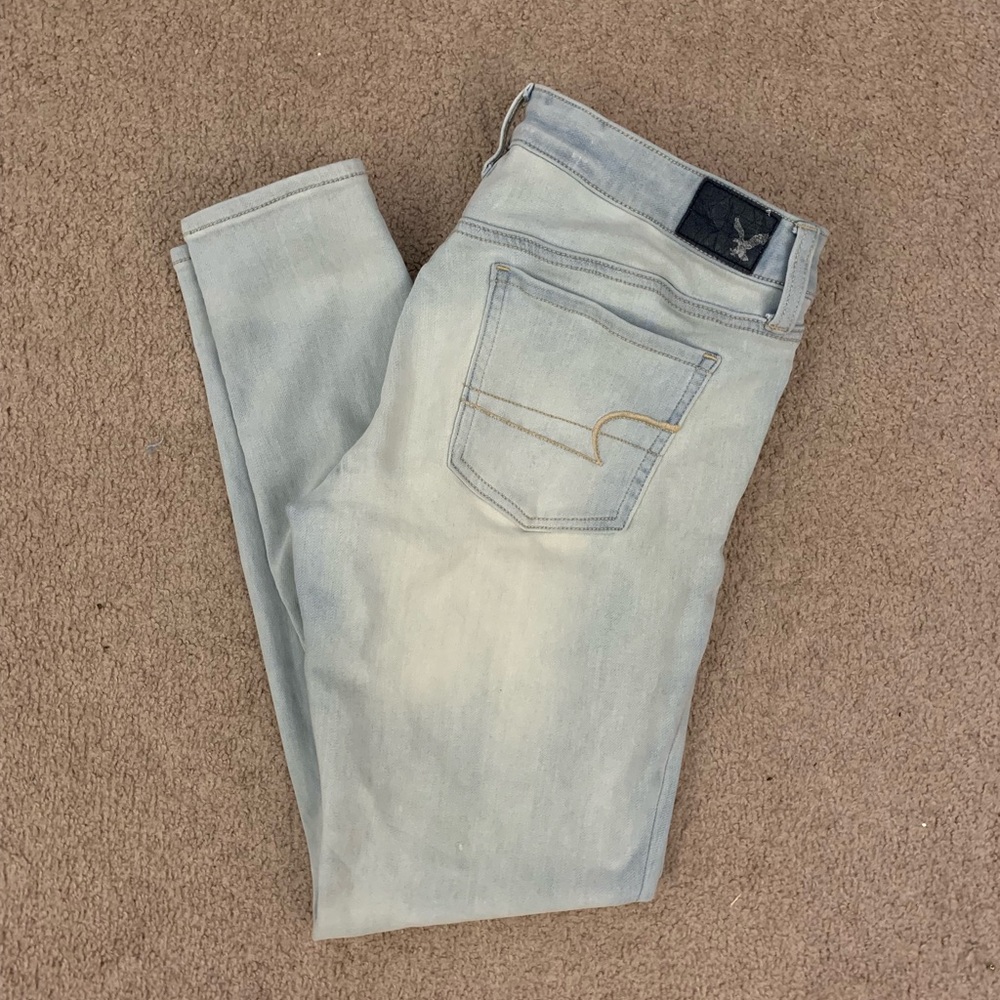 American Eagle Light Wash Jeggings